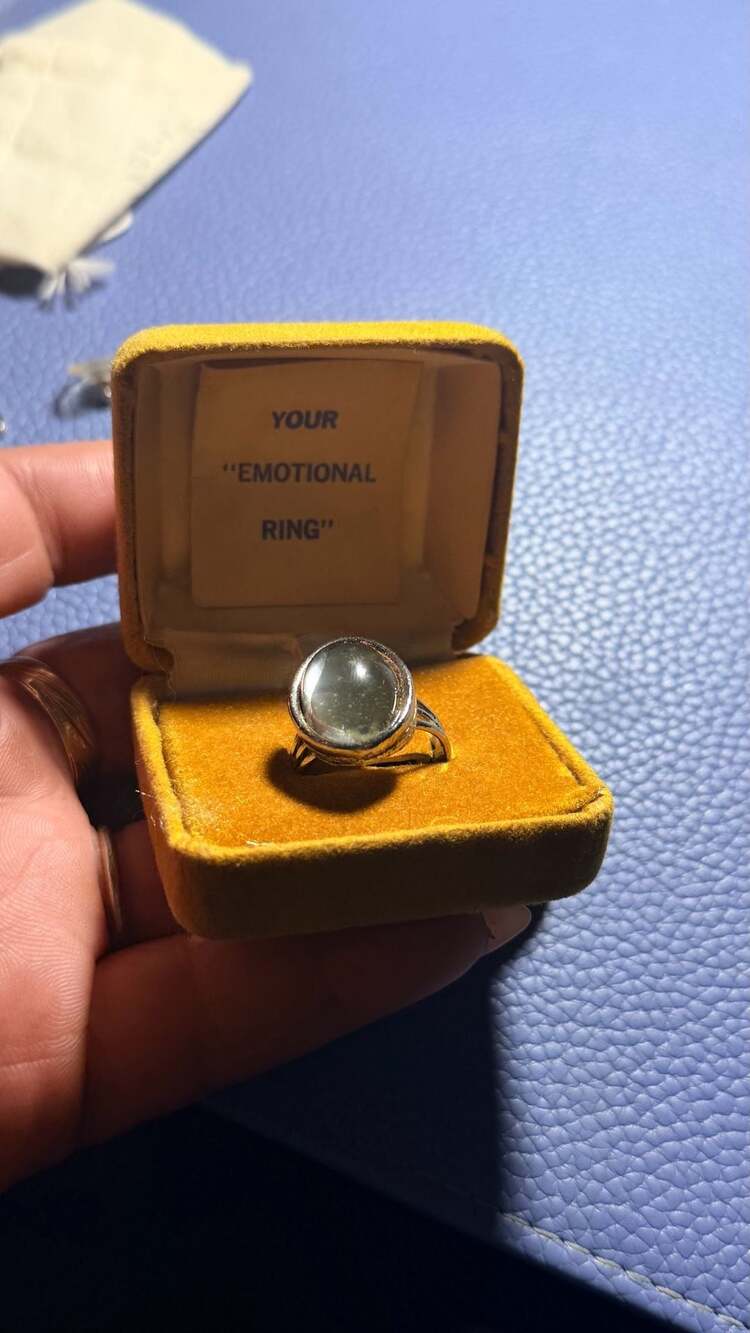 Vintage Emotional Mood Ring with Original Box and Color Chart